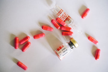 B12 Cyanocobalamin: What It Actually Does, Dosing, and Whether the Cheap Form Is Good Enough