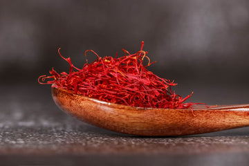 Real Saffron vs. Fake: The 6 At-Home Tests That Actually Work